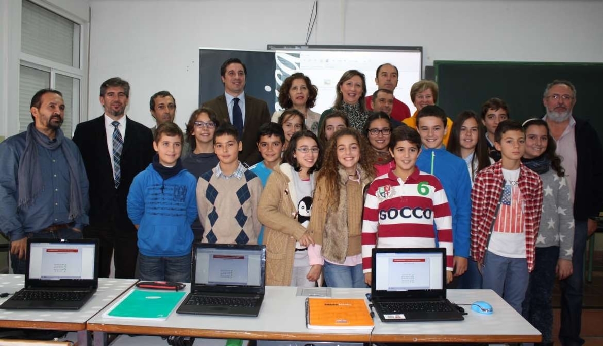 Extremadura dispondrá de una red de comunicaciones de «última generación» para impulsar la educación digital