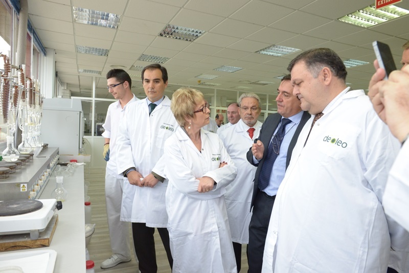 Deoleo invierte 600.000 euros en la renovación de los laboratorios de su fábrica de Córdoba