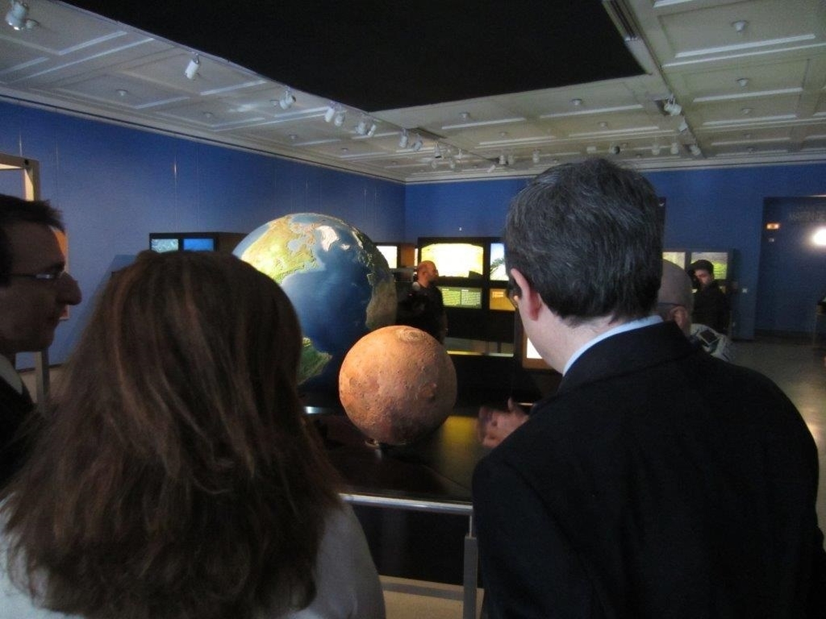 El Planetario acoge una exposición comparativa entre Marte y la Tierra