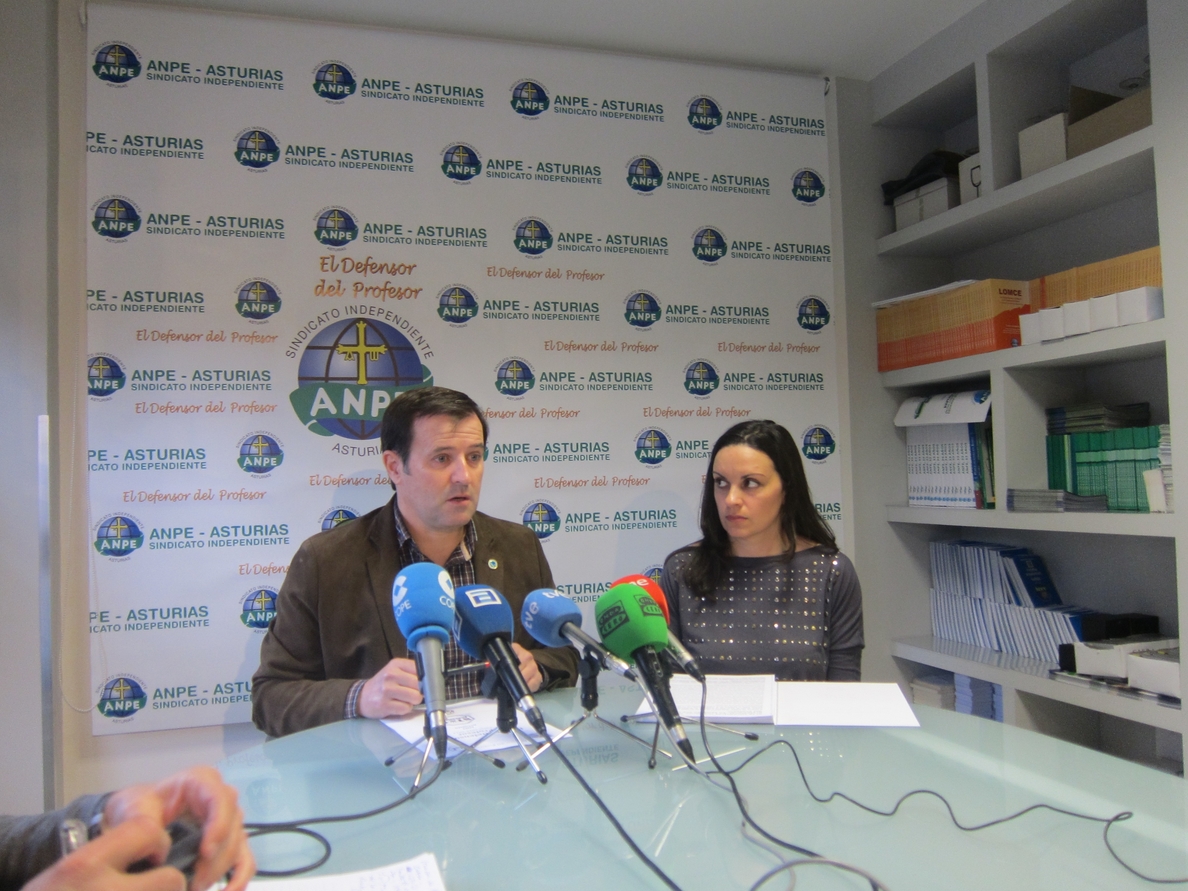 ANPE certifica 27 casos de acoso o violencia hacia el profesorado en Asturias durante el curso 2013-2014