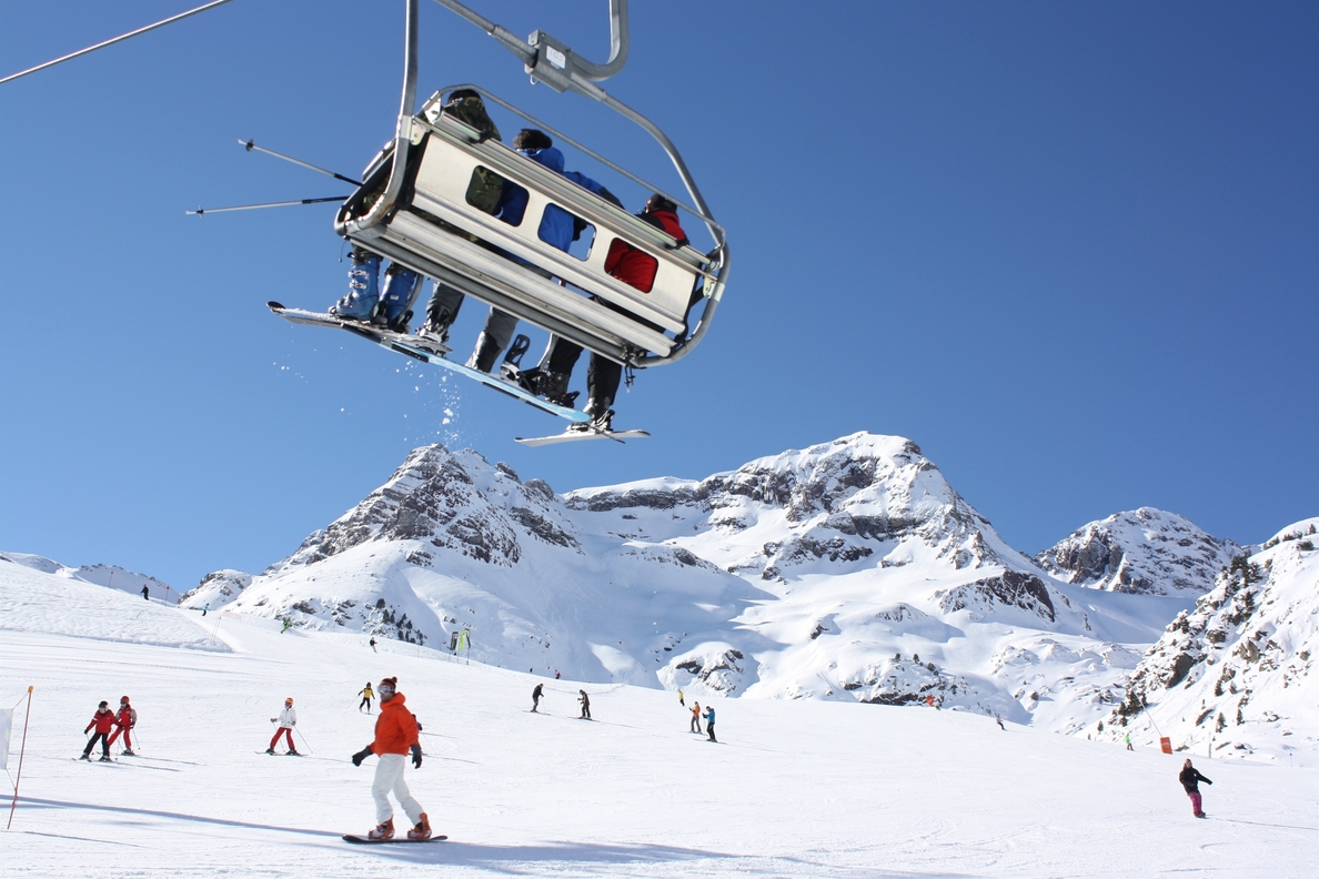 Las estaciones de esquí esperan mantener los 5 millones de esquiadores esta temporada