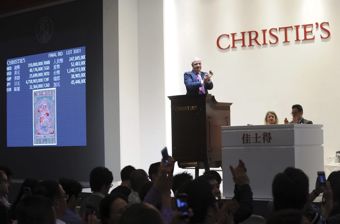 Un tapiz de 45 millones bate el récord de venta de una obra de arte chino
