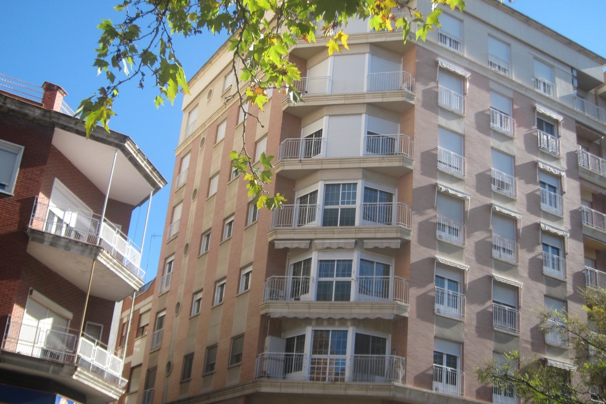 El precio de la vivienda libre cae hasta el 5,5% en el tercer trimestre en Extremadura