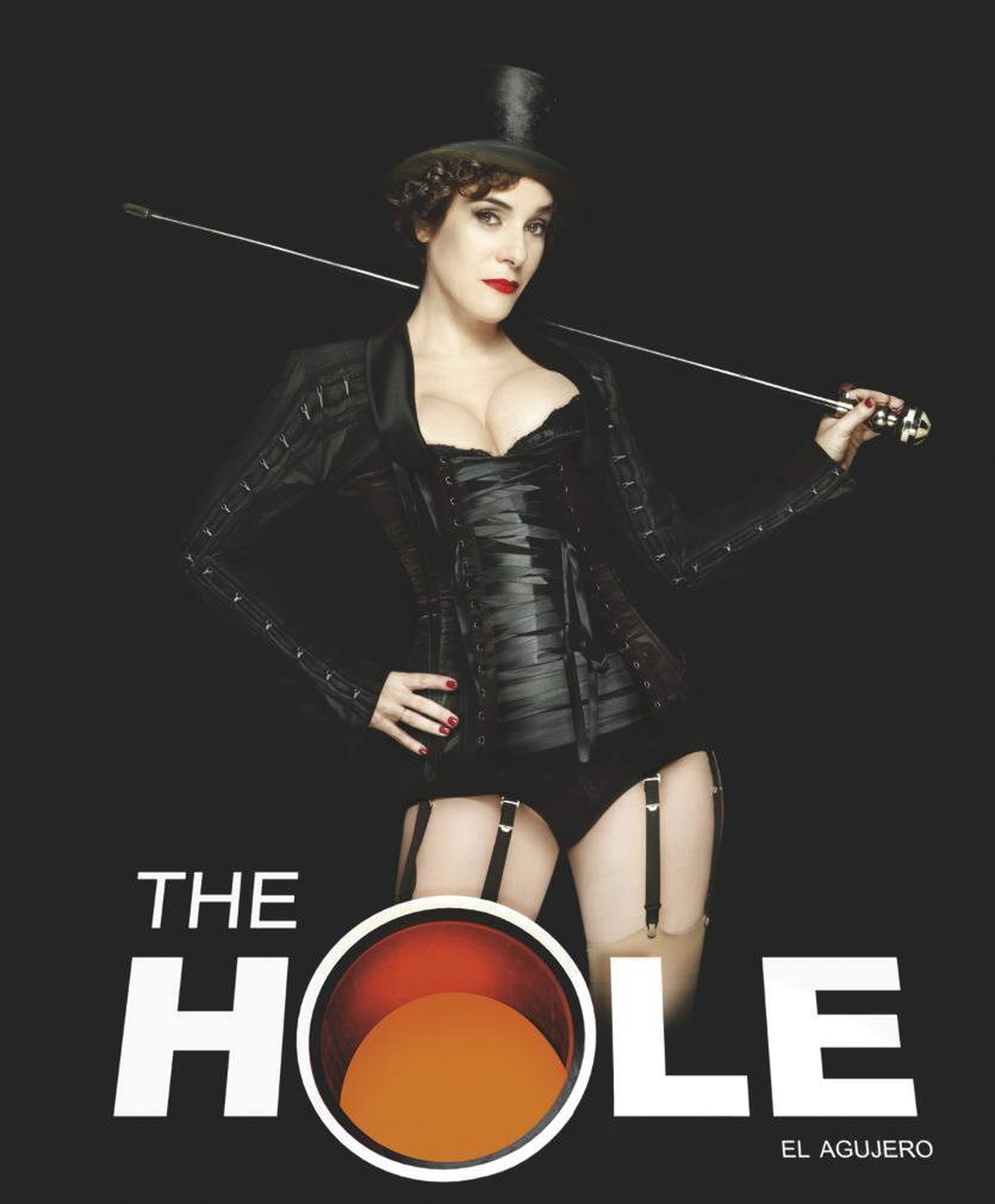Anabel Alonso maneja «el cotarro» como maestra de ceremonias en «The Hole»