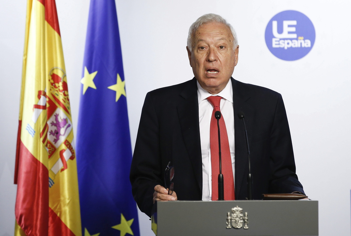 Margallo y el PP sale en defensa de Aznar tras las acusaciones de Maduro