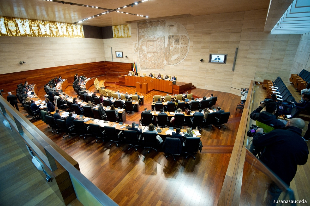 Extremadura reconocerá el nivel 2 de la carrera profesional de los funcionarios de Administración General