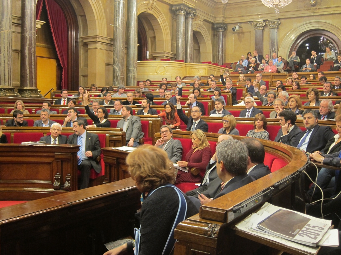 El Parlament aprueba la actualización de la Carta Municipal de Barcelona para proteger sus competencias