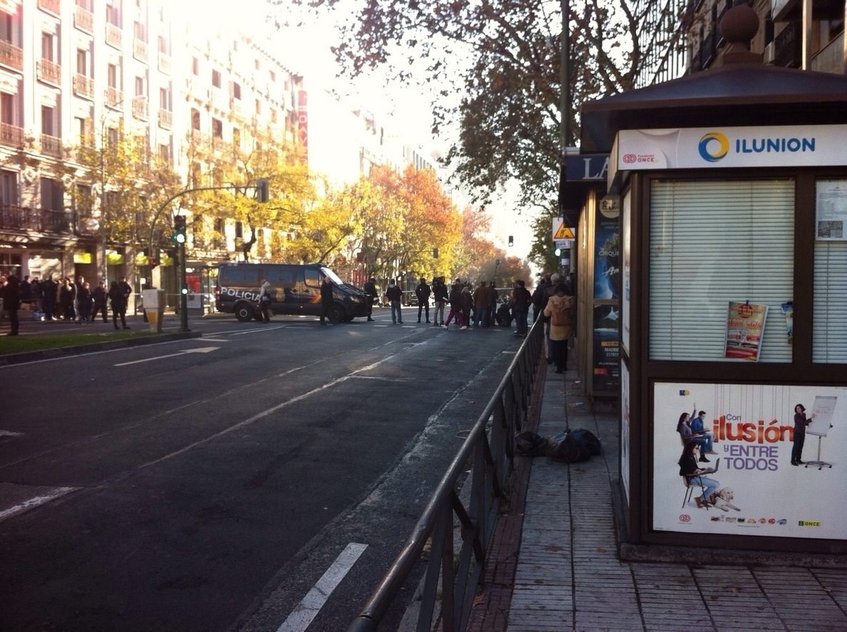 Reabren la calle Génova al paso de peatones, pero aún no de vehículos