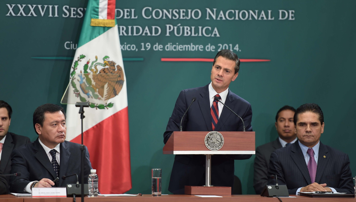 México aprueba medidas contra inseguridad entre llamadas a un cambio de fondo
