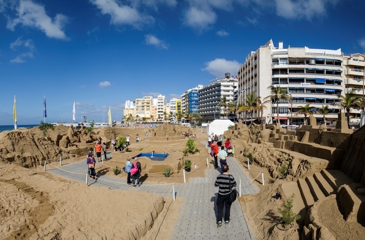 Más de 120.000 personas visitan el Belén de Arena de la Playa de Las Canteras de Las Palmas de Gran Canaria