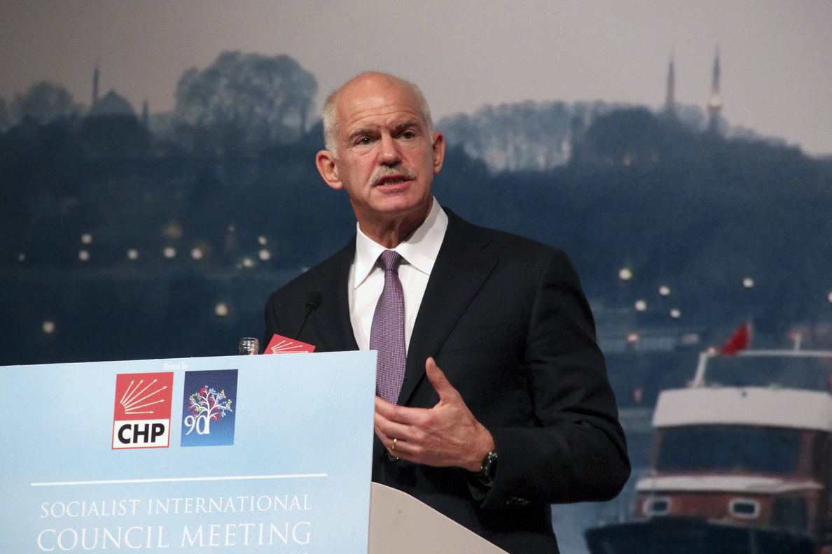 Papandreu funda un nuevo partido, que divide a los socialistas griegos