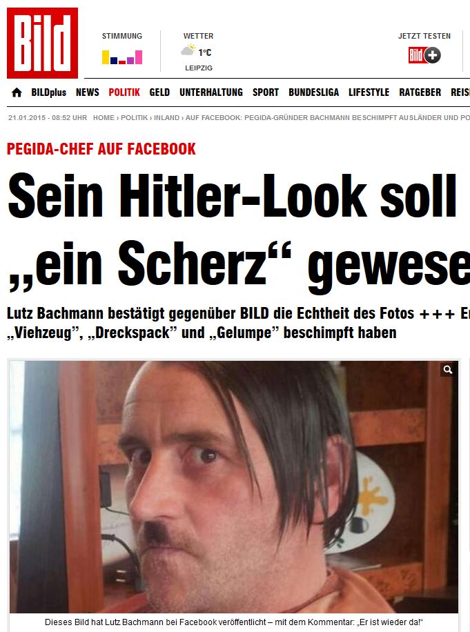 El líder del islamófobo Pegida sube a su facebook una foto imitando a Hitler