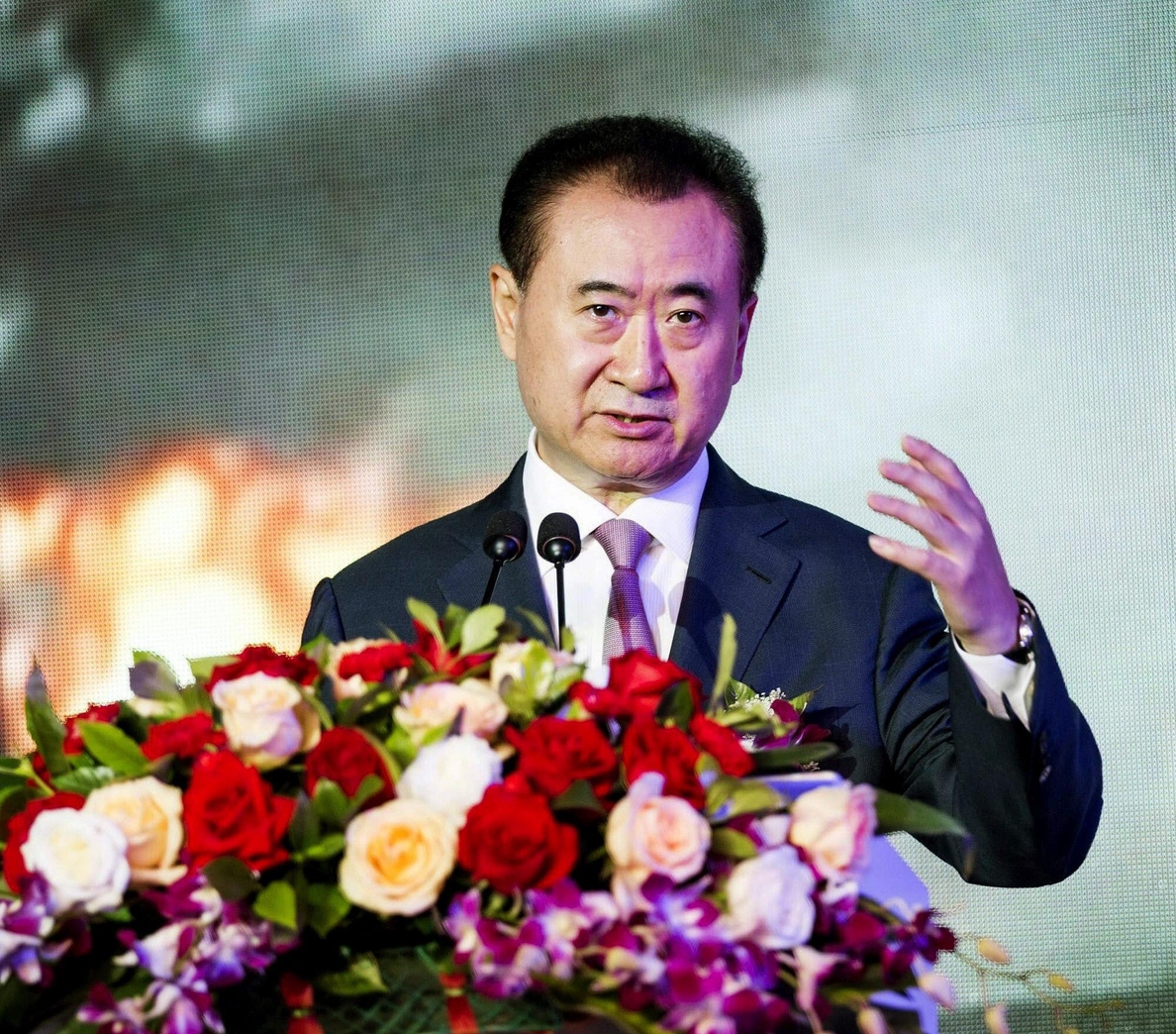 Wang Jianlin, el segundo hombre más rico de China, que cambió el fusil por el ladrillo