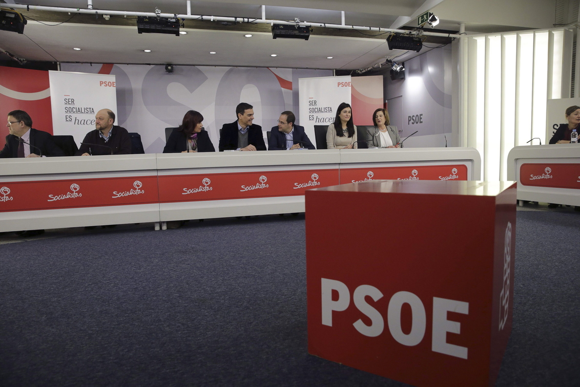 El PSOE felicita al pueblo griego y a Syriza por su victoria