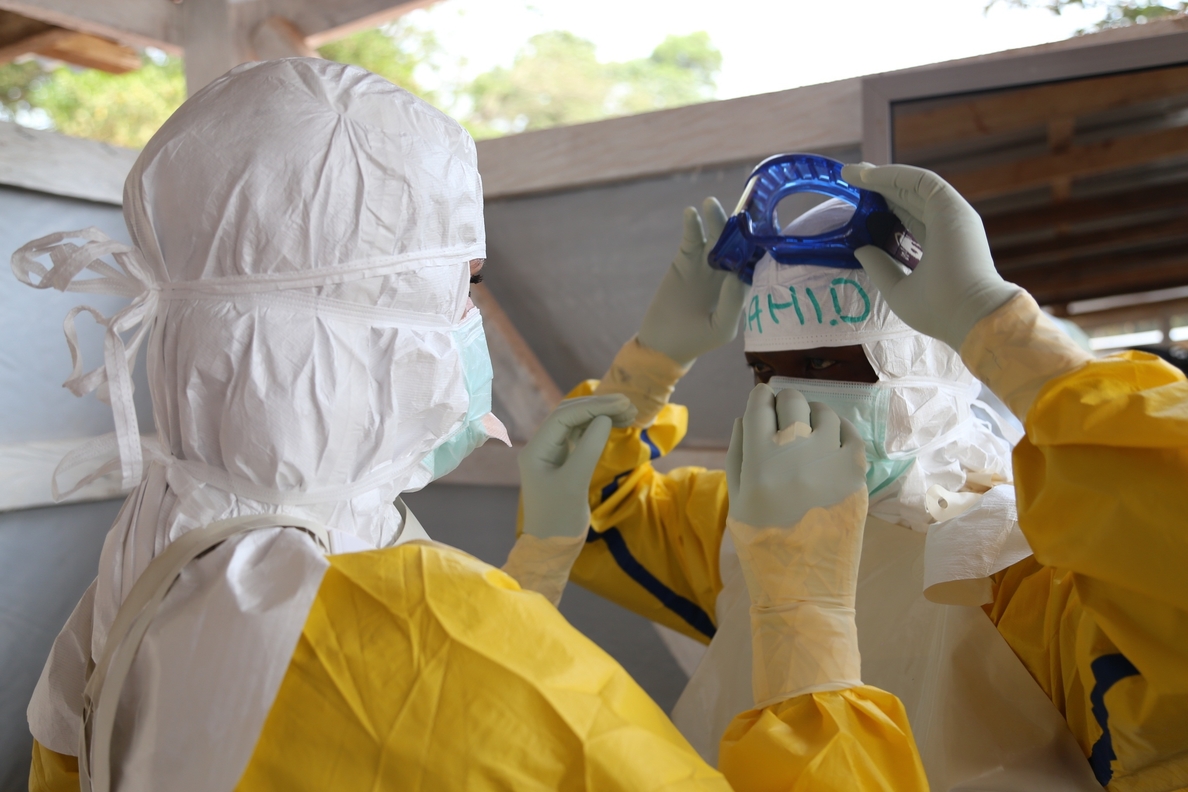 Médicos Sin Fronteras abre en Sierra Leona una unidad de maternidad para embarazadas con ébola