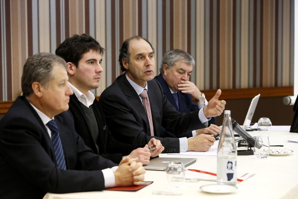 Diego solicita el apoyo de Ascentic para que Cantabria gane en competitividad con la ejecución de inversiones FEDER