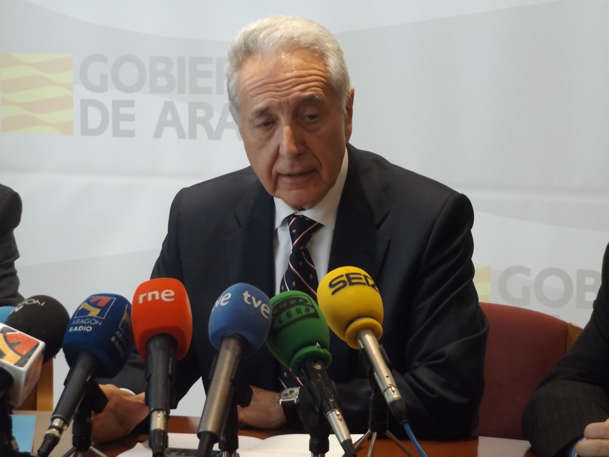 Lobón anuncia medidas compensatorias por la PAC para los agricultores de Huesca y Teruel