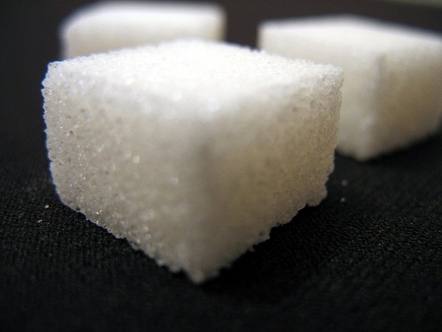 Experta asegura que el consumo de azúcares y carbohidratos no es una causa directa de sobrepeso