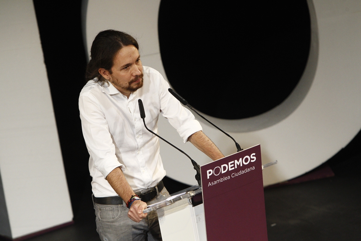 «Cal y arena» de Podemos a los empresarios: les intenta convencer de sus políticas… y luego anuncia más impuestos