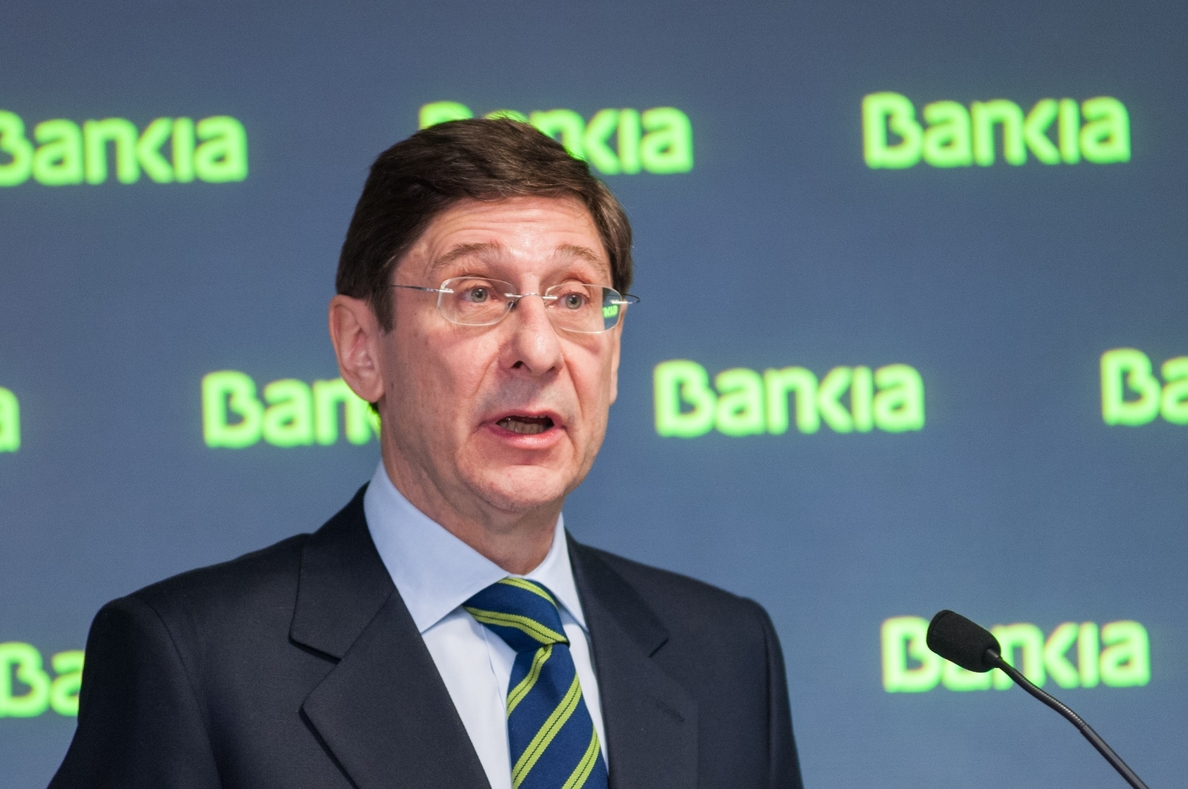(Amp) Goirigolzarri cree «falaz» contraponer los intereses de Bankia y los de los españoles