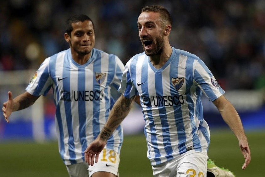 El Málaga se asoma a Europa y Bueno fulmina al Levante con un póquer de goles