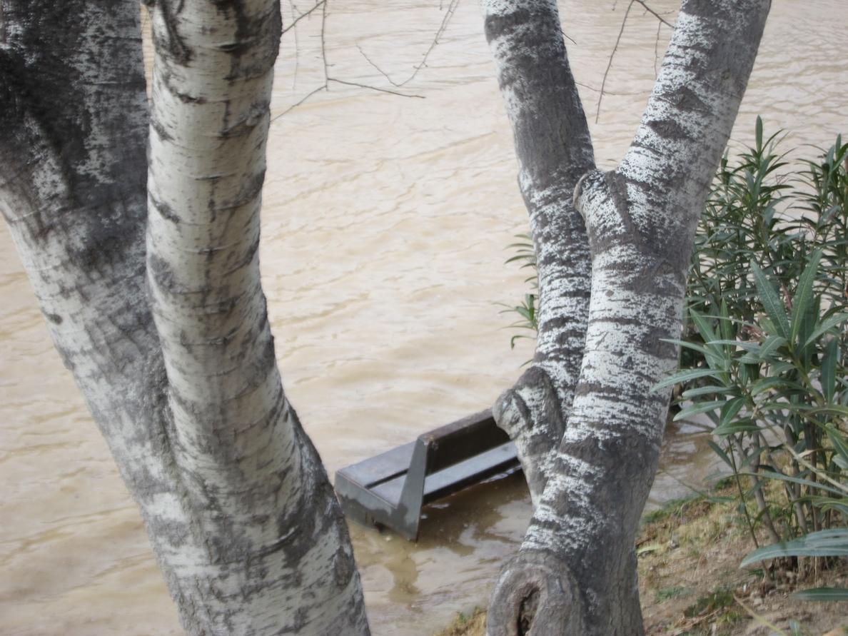 Aplazado el desalojo provisional de Pina de Ebro