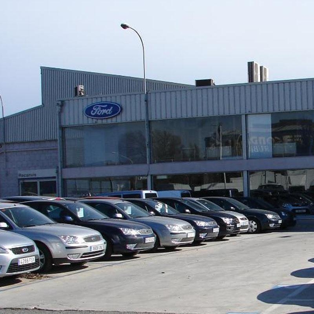 Ford lanza una tarjeta que permite fraccionar el pago de las reparaciones del vehículo