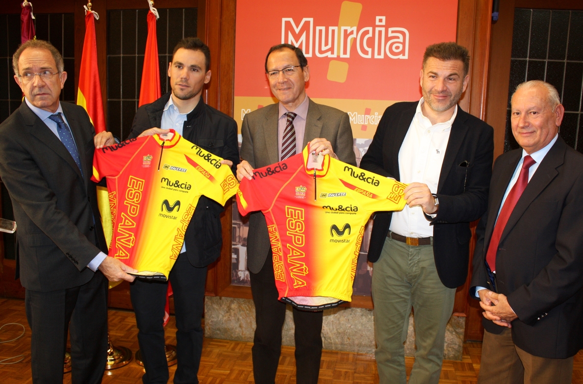 Los mejores ciclistas españoles continuarán promocionando a Murcia en las competiciones