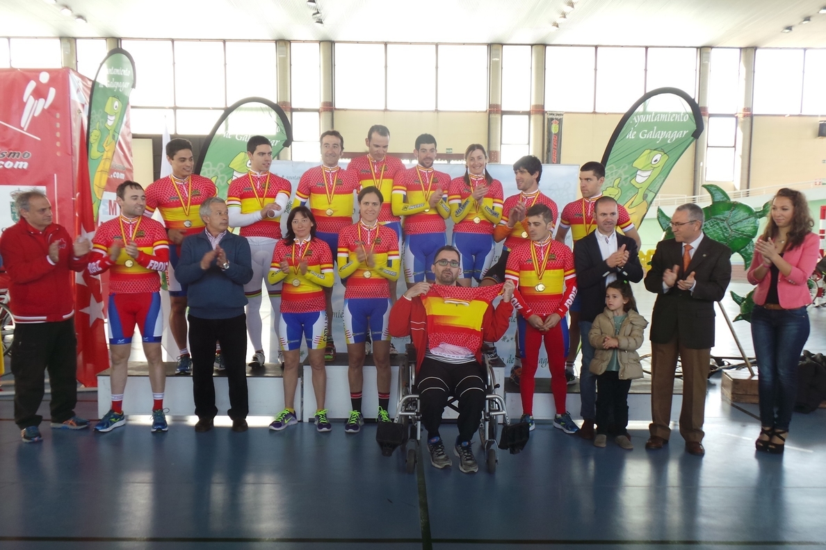 El equipo paralímpico español de ciclismo en pista prepara en Portugal el Mundial de Holanda