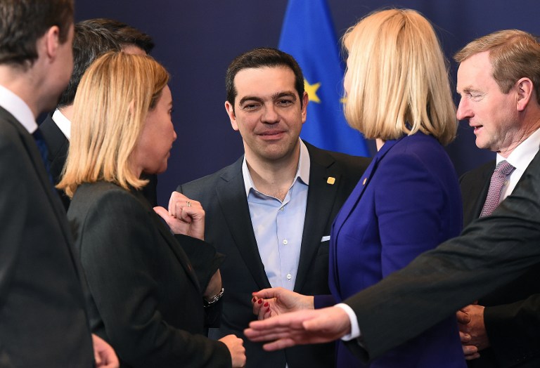 Tsipras dice que no al Grexit porque ama Europa