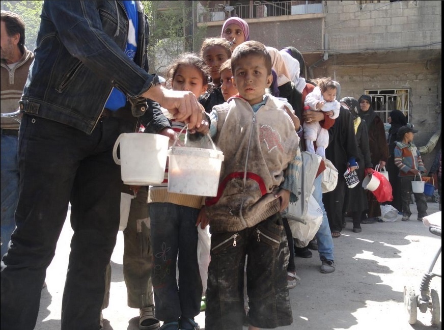 UNRWA retoma el reparto de alimentos en Yarmuk tras tres meses sin poder ayudar a los refugiados
