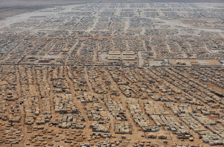 Tras cuatro años de guerra, dos campos de refugiados en Siria sacan los colores a la humanidad