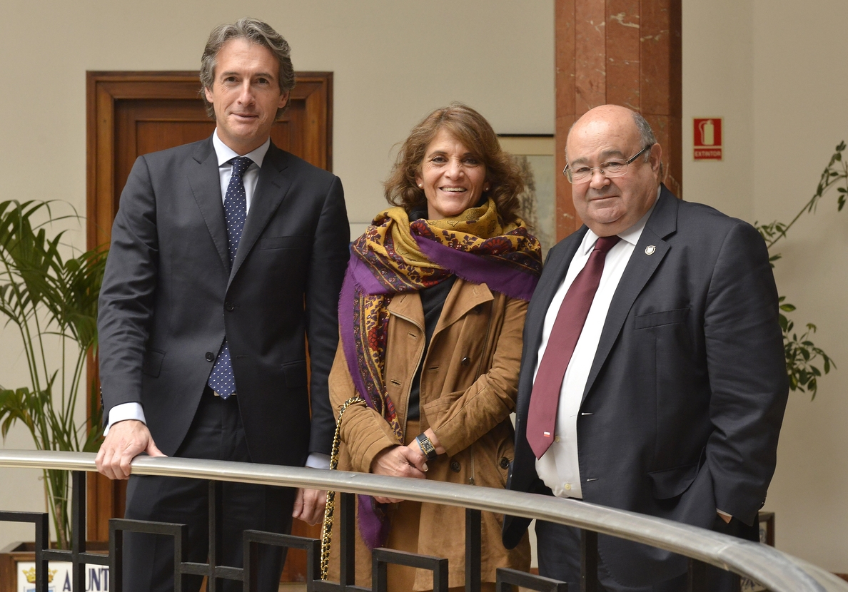 El Ayuntamiento colaborará con el Premio Internacional Eulalio Ferrer