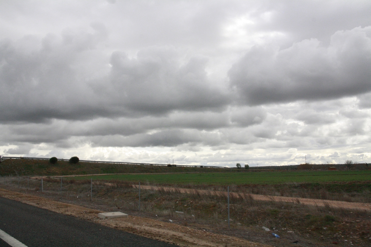 Cielos muy nublados y precipitaciones débiles en Euskadi este martes y miércoles, con un mejoría el jueves