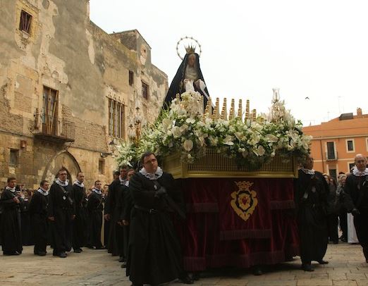 Horarios e itinerarios de las procesiones de la Semana Santa de Tarragona 2015