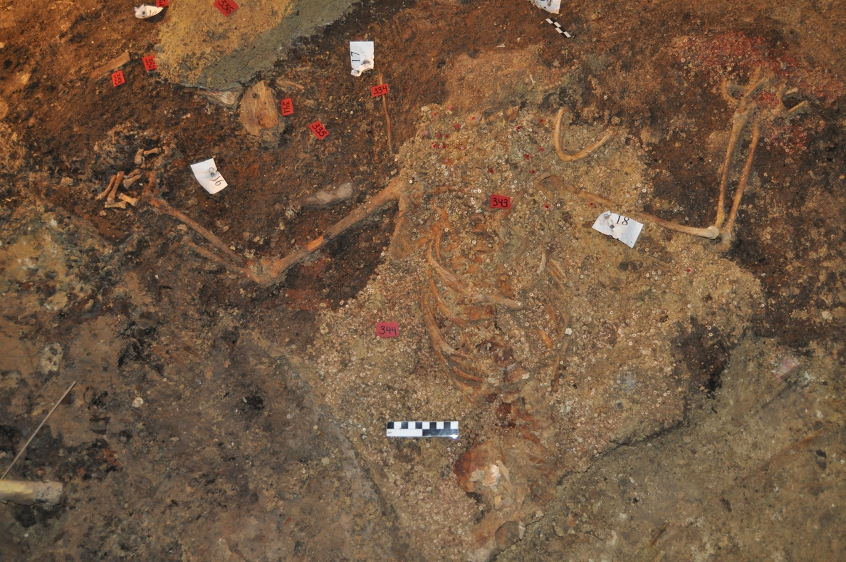 Un estudio da cuenta de 134 estructuras o depósitos «prehistóricos» en el área del dolmen de Montelirio