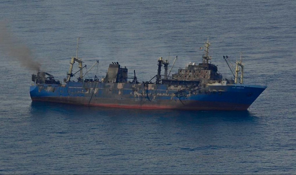 Se hunde a 15 millas de Gran Canaria un pesquero ruso con 1.409 toneladas de fuel en su interior