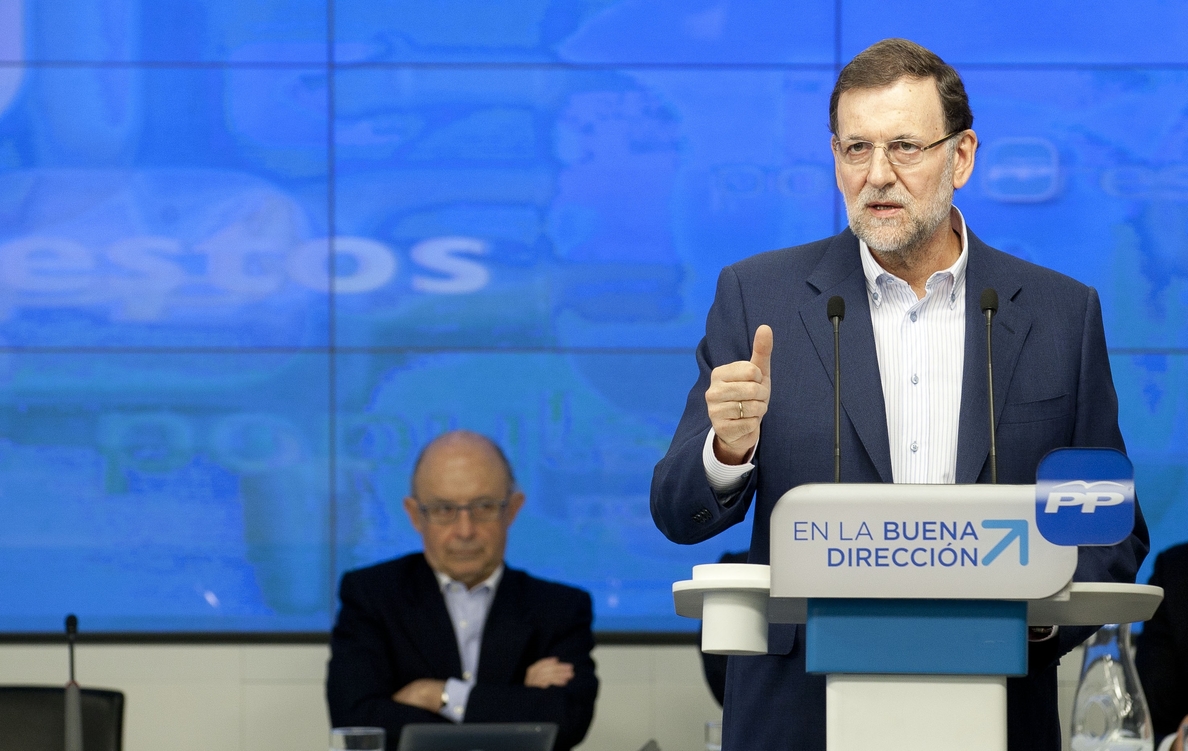 Rajoy, en su línea, tranquilo y preocupado por el »caso Rato»