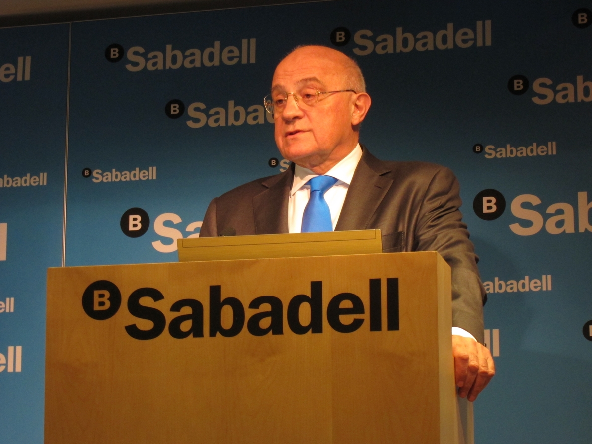 La primera biografía de Josep Oliu (Banco Sabadell) destapa al »banquero estratega»