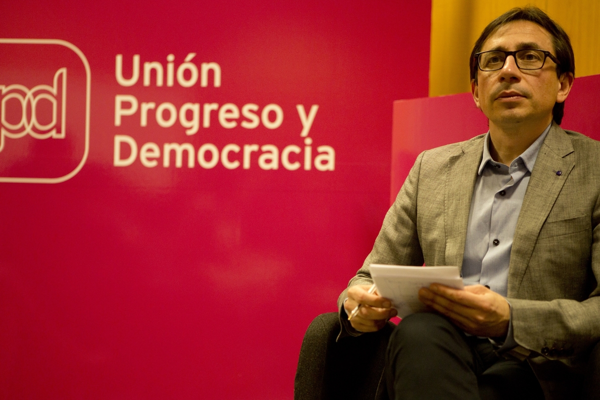 Ramón Marcos dice que en un país con calidad democrática Esperanza Aguirre no podría ser candidata