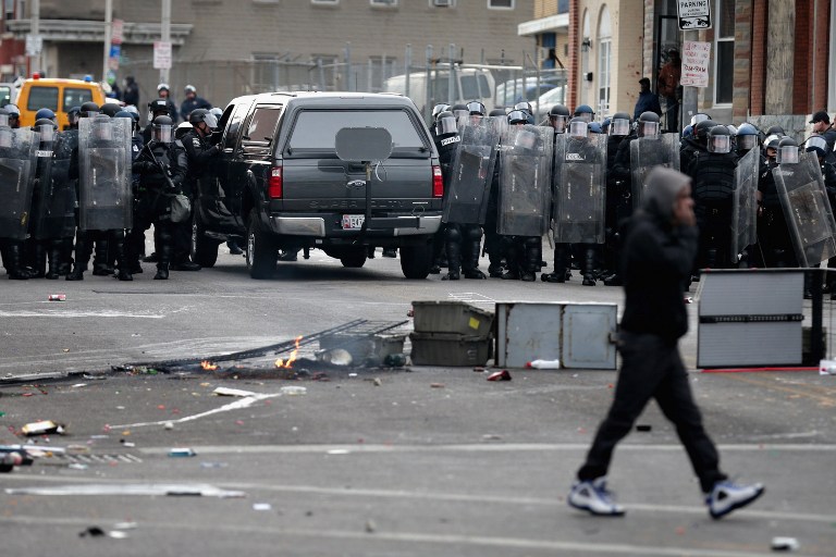 Los choques se trasladan a Filadelfia mientras Baltimore vuelve a la calma