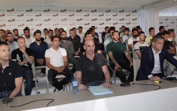 La asociación de futbolistas españoles se suma a la huelga convocada por la RFEF