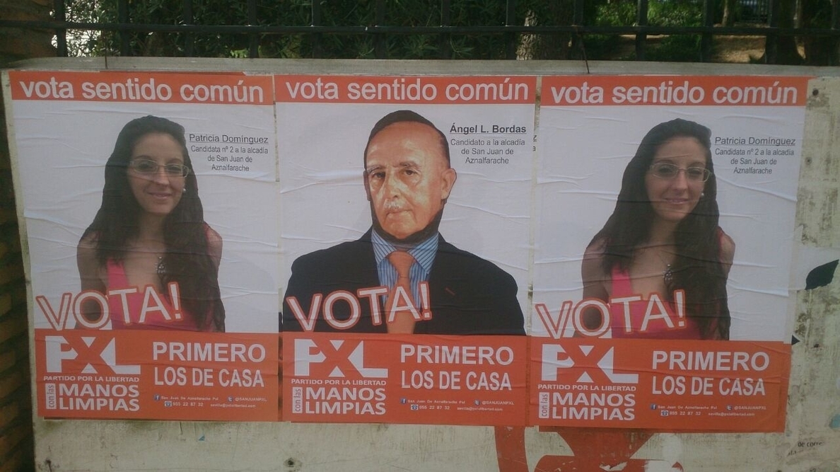 Cubren en un cartel electoral con una foto de Franco el rostro de uno de los alcaldables de San Juan