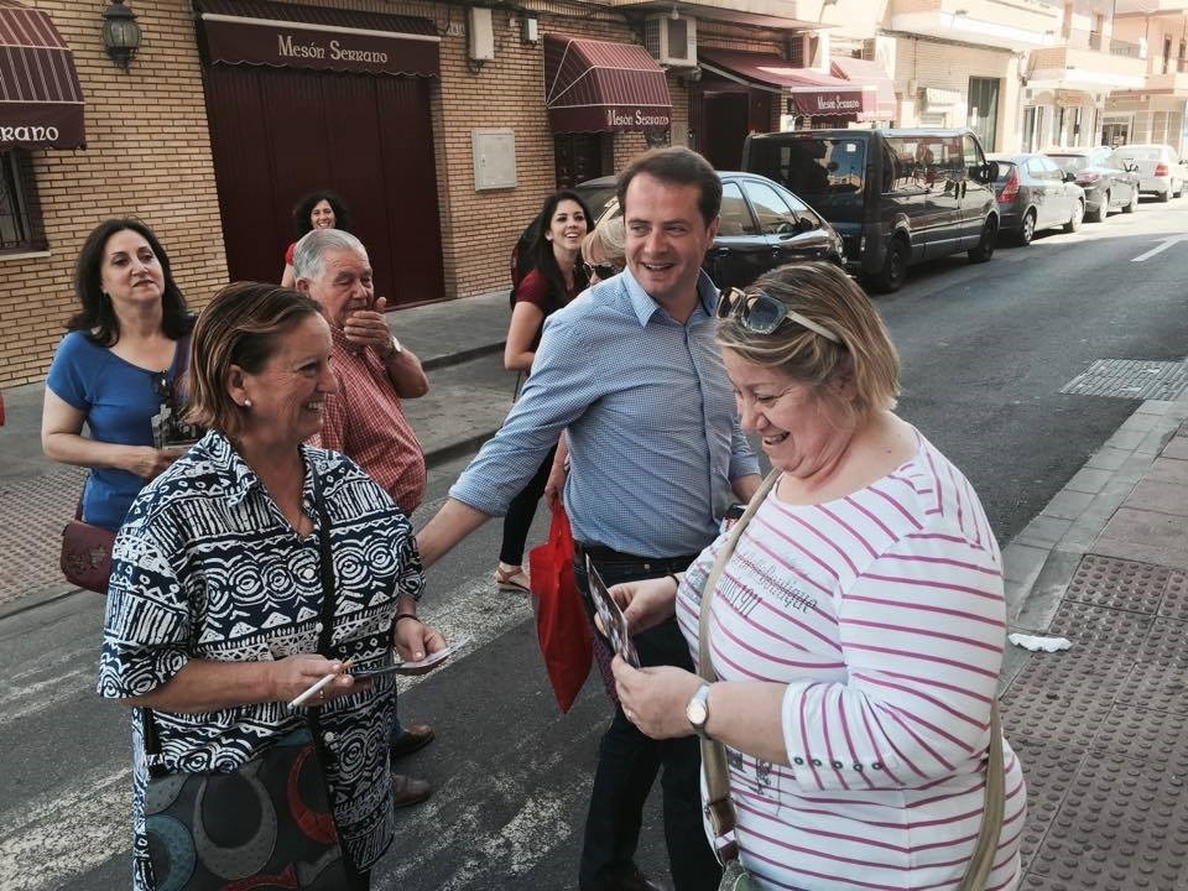 El PSOE de Mairena del Aljarafe promete un alcalde «con dedicación exclusiva» y más participación