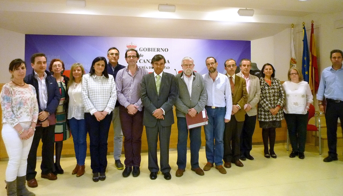 Constituido el Consejo Asesor de Vacunas de Cantabria