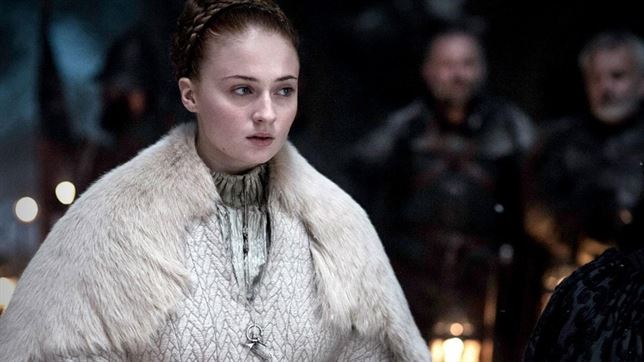 Sophie Turner defiende la polémica escena de Sansa y Ramsay en »Juego de Tronos»