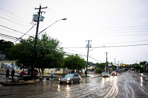 Ascienden a seis los muertos por las inundaciones en Texas y Oklahoma