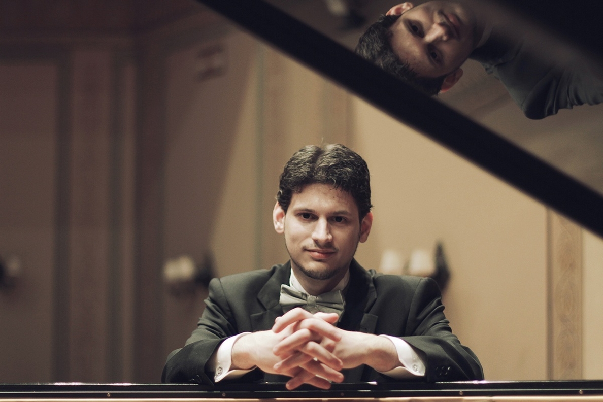 Doce pianistas de siete países participan esta semana en un certamen internacional en Murcia