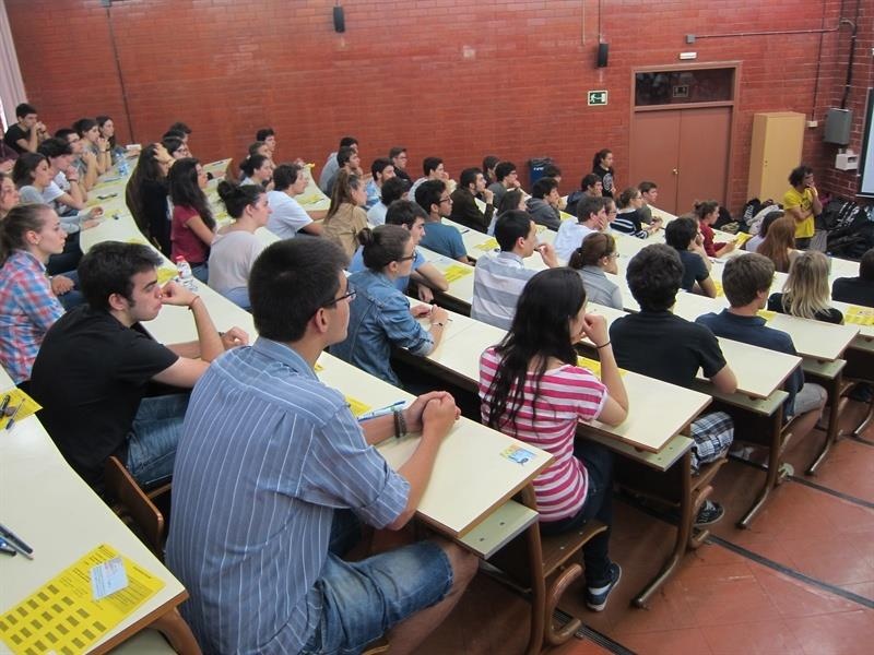 Un total de 3.879 alumnos realizarán los exámenes de PAU en la Universidad de Oviedo
