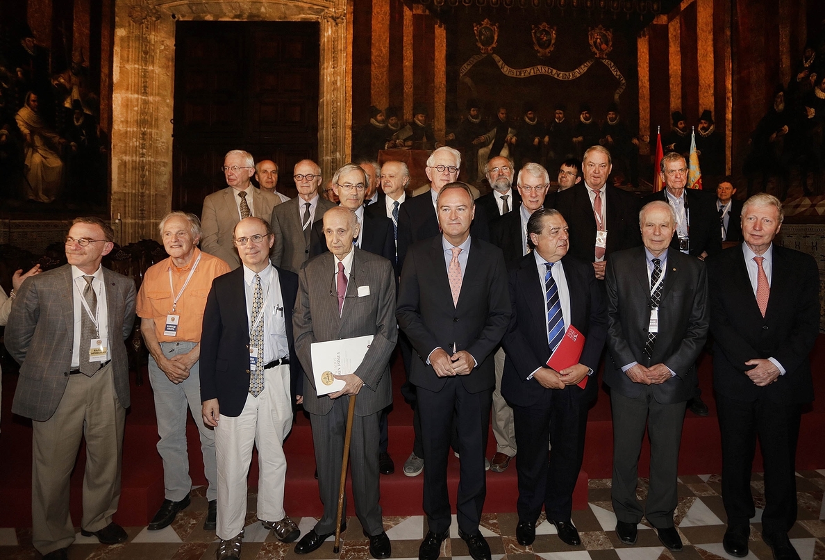 La Asociación Española contra el Cáncer recibe el Premio Jaime I de Compromiso Social